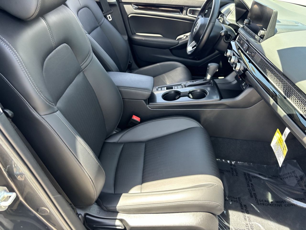 2024 Honda Civic Hatchback EX-L - Photo 9