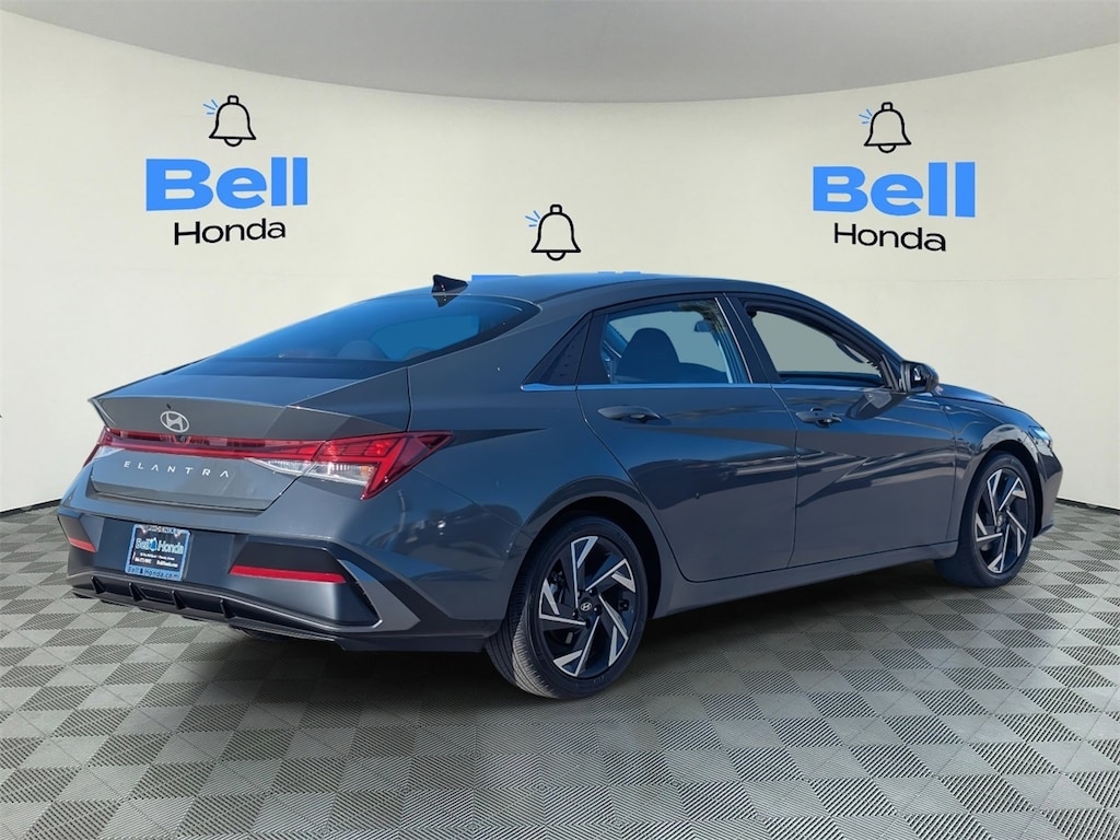 Used 2024 Hyundai Elantra SEL Sedan