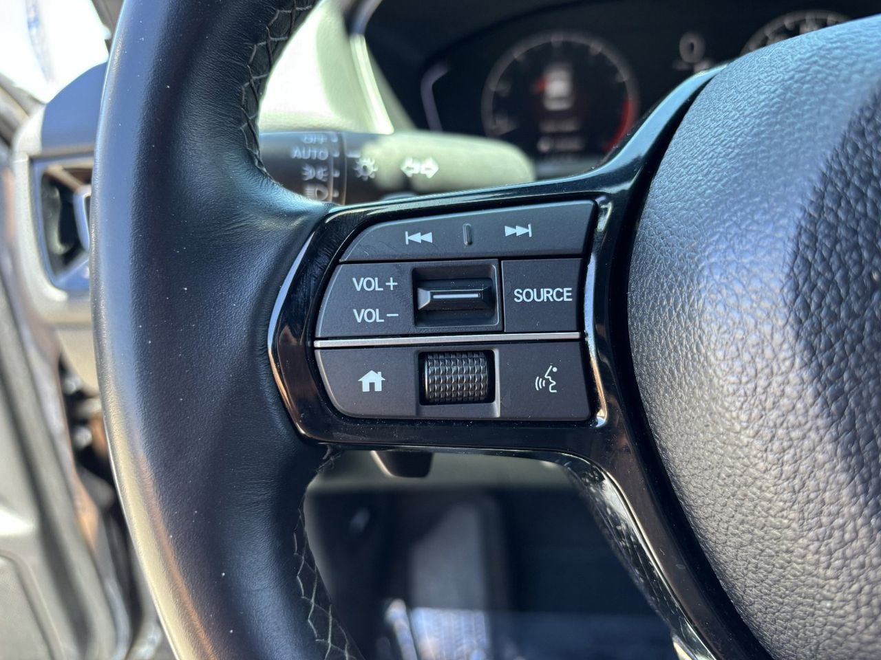 2025 Honda Civic Sport - Photo 25
