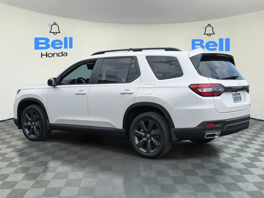 New 2025 Honda Pilot Sport SUV