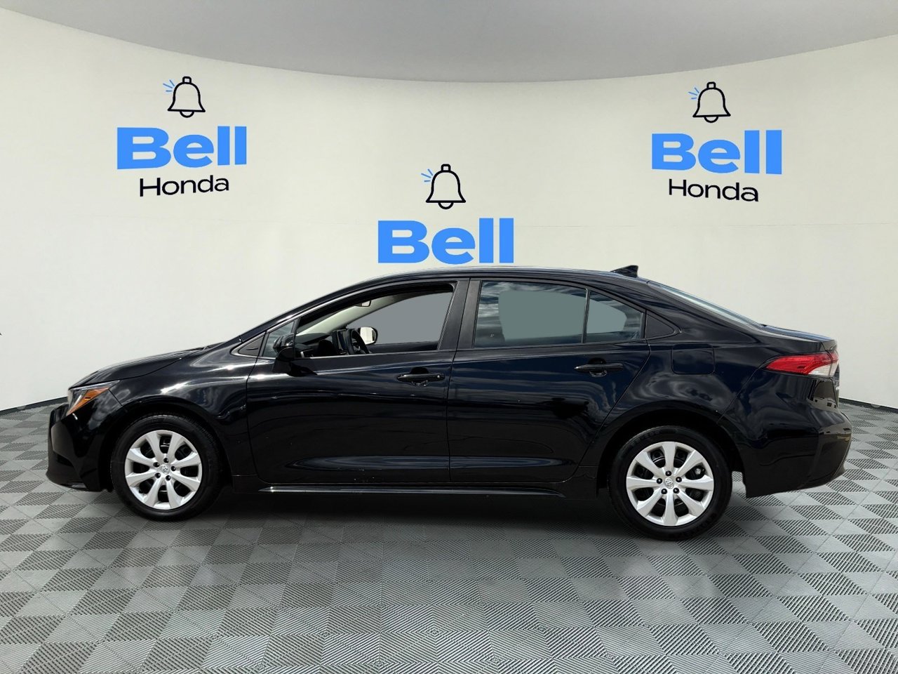 Used 2024 Toyota Corolla LE Sedan