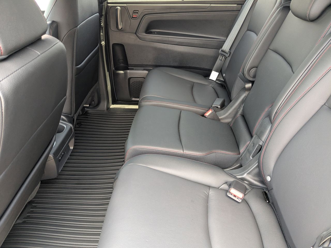 2026 Honda Odyssey Sport L - Photo 10