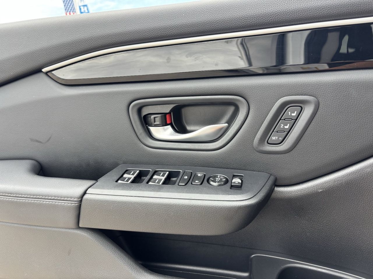 2025 Honda Pilot EX-L - Photo 19
