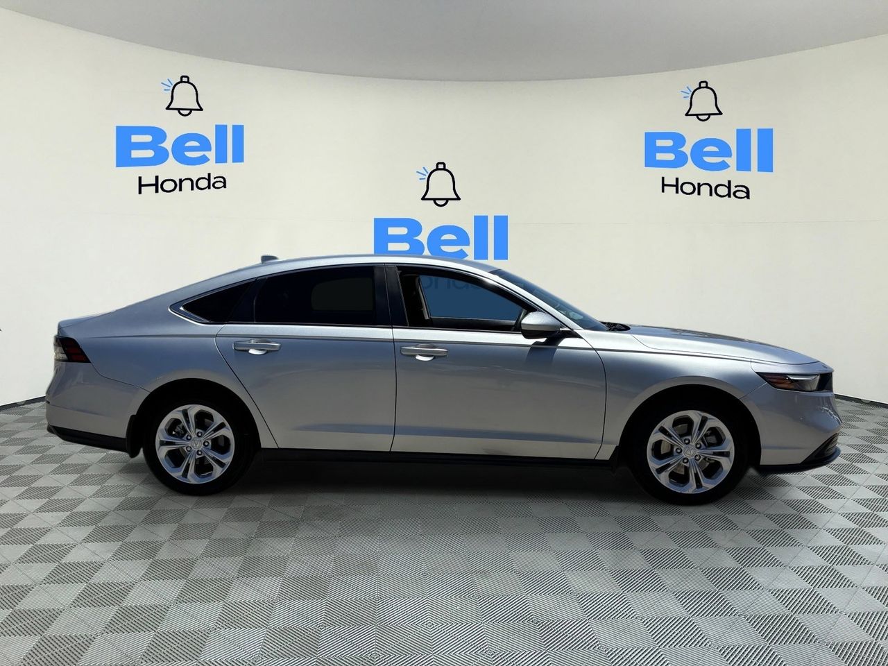 2024 Honda Accord LX - Photo 6
