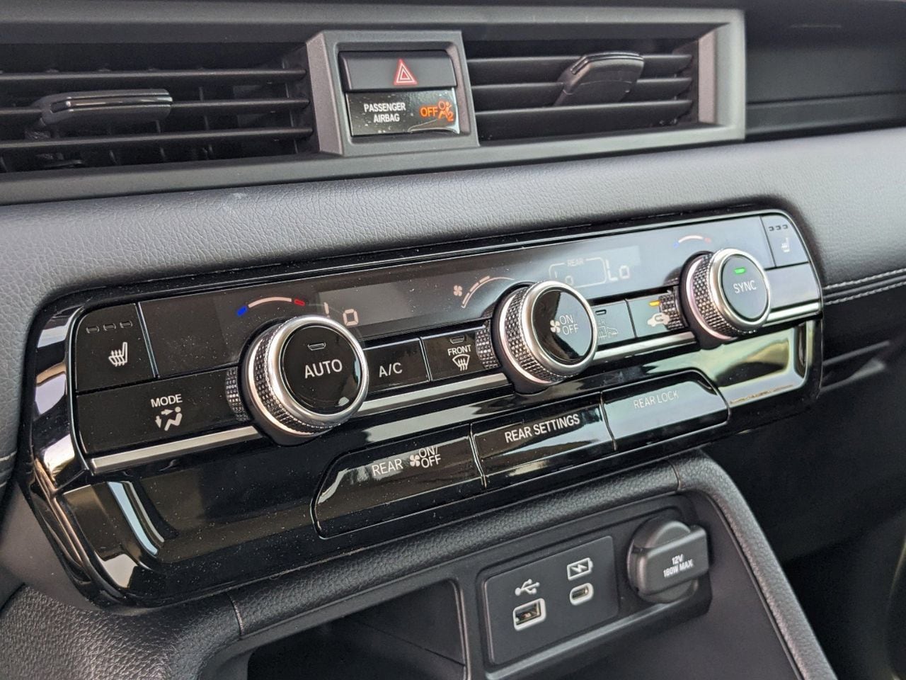 2025 Honda Pilot EX-L - Photo 16