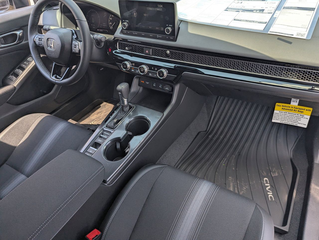 2026 Honda Civic Hatchback Sport - Photo 8