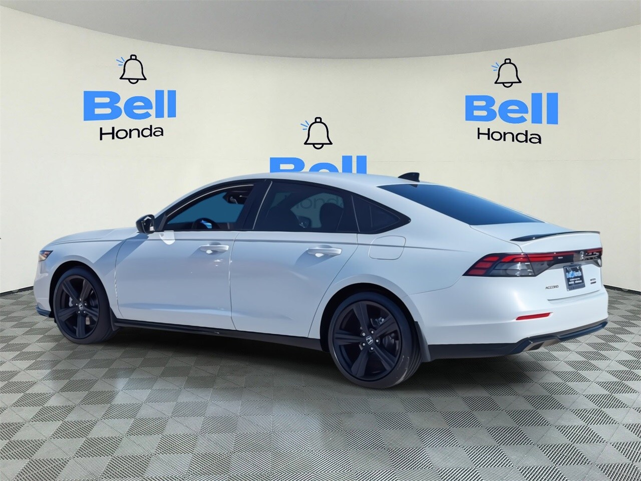 2025 Honda Accord Hybrid Sport-L photo 2