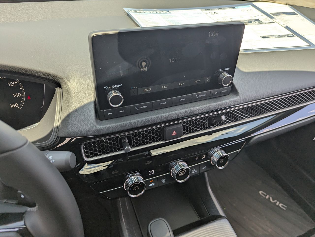 2026 Honda Civic Hatchback Sport - Photo 14