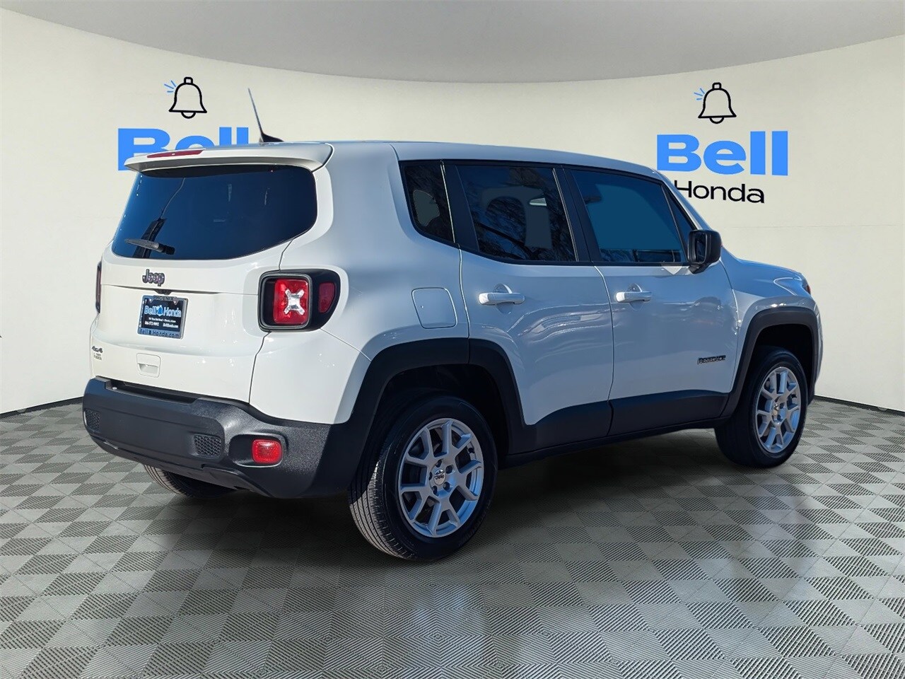 2023 Jeep Renegade Latitude photo 2
