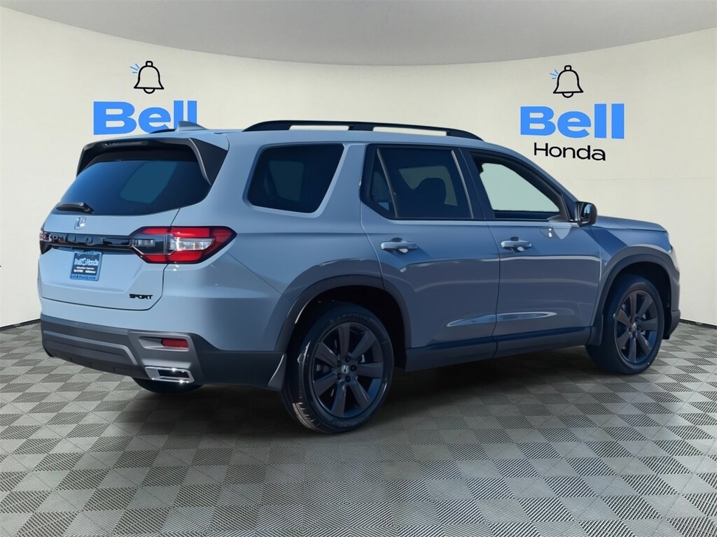 New 2025 Honda Pilot Sport SUV
