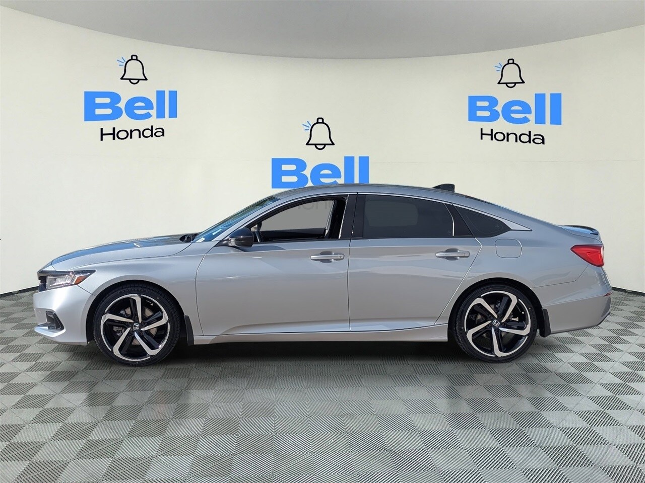 2022 Honda Accord Sport photo 2