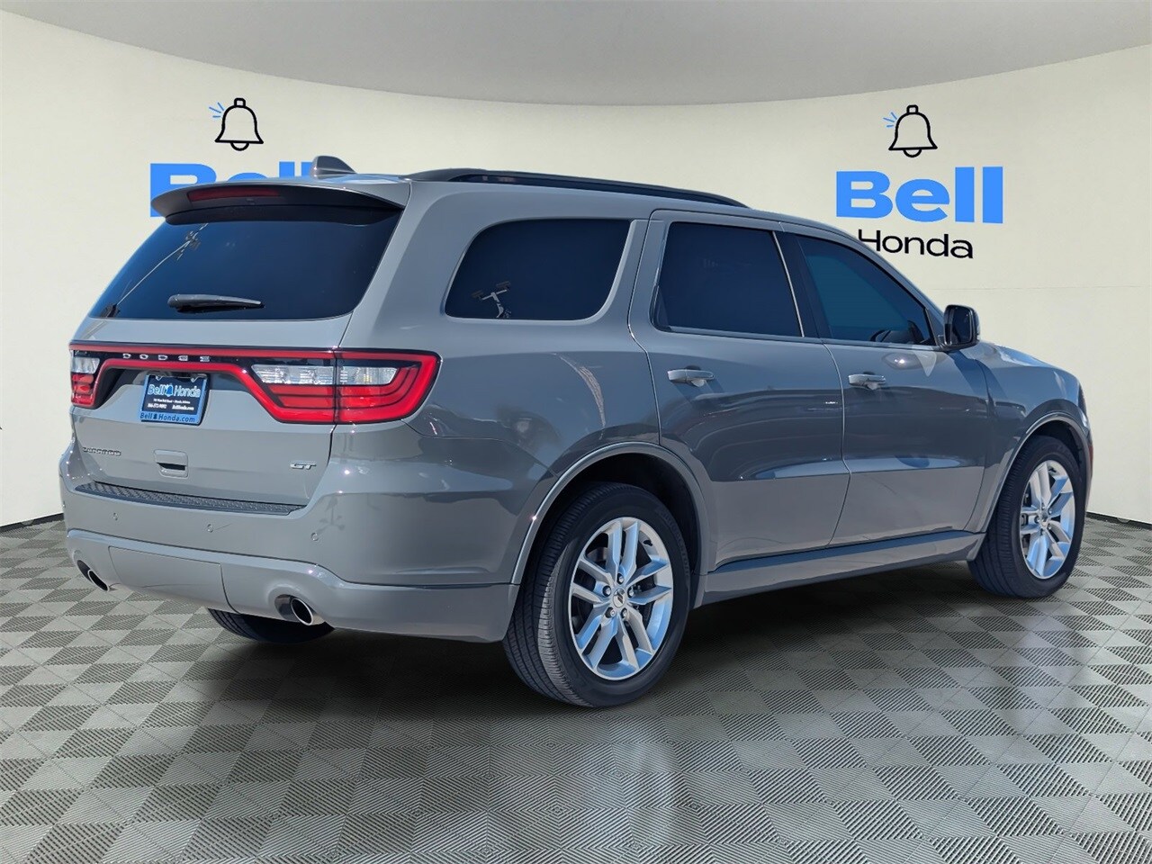 2022 Dodge Durango GT Plus photo 3