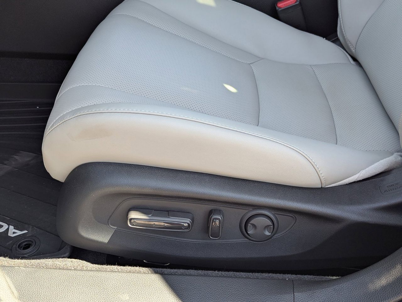 2026 Honda Accord Hybrid Touring - Photo 12