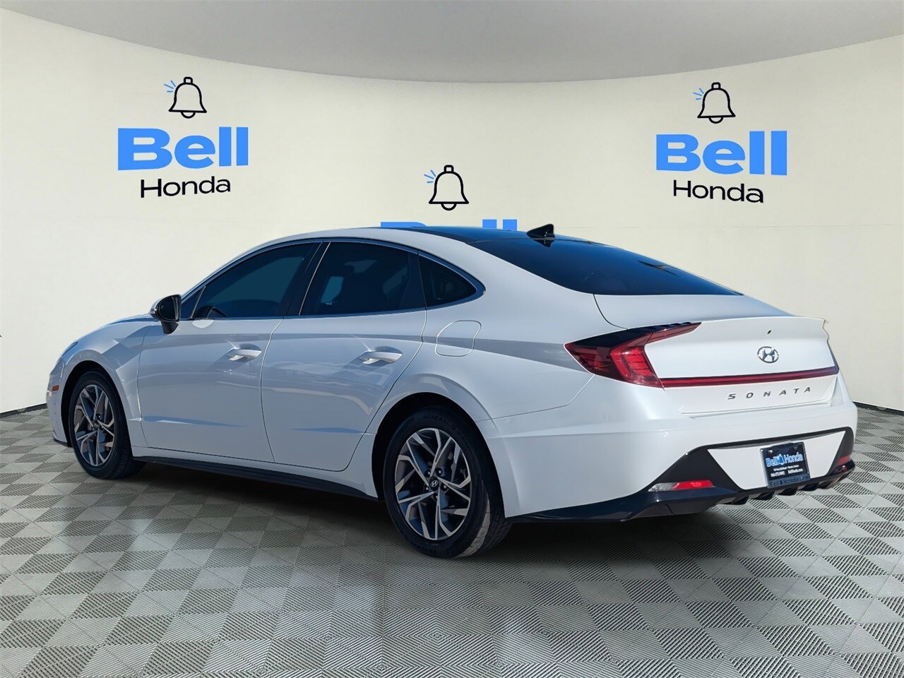 2022 Hyundai Sonata SEL photo 3