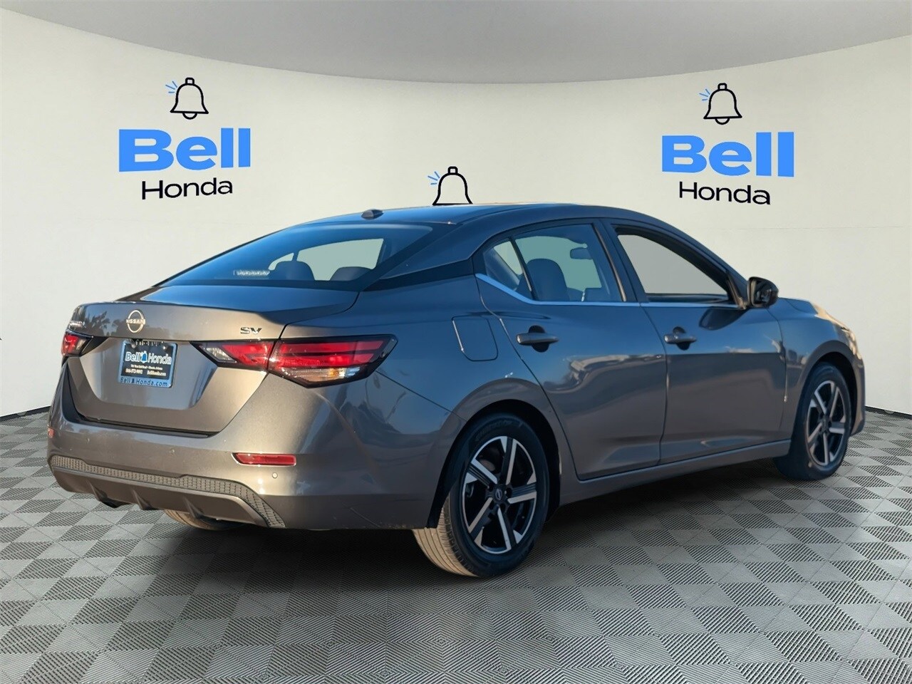 2024 Nissan Sentra SV photo 4