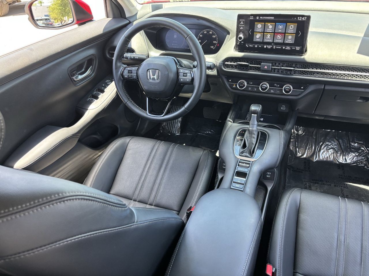 2025 Honda HR-V EX-L - Photo 12