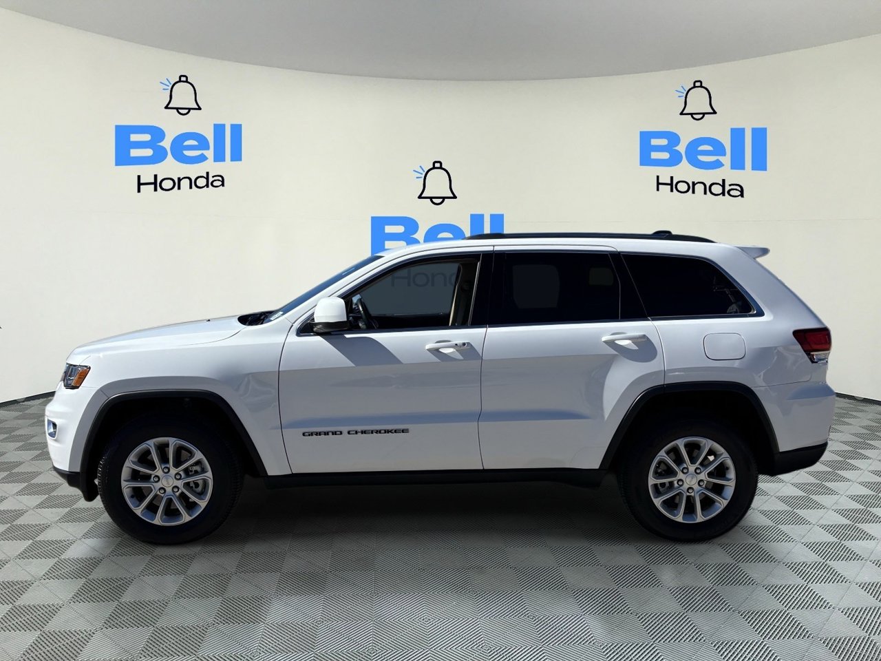 Used 2021 Jeep Grand Cherokee Laredo E SUV