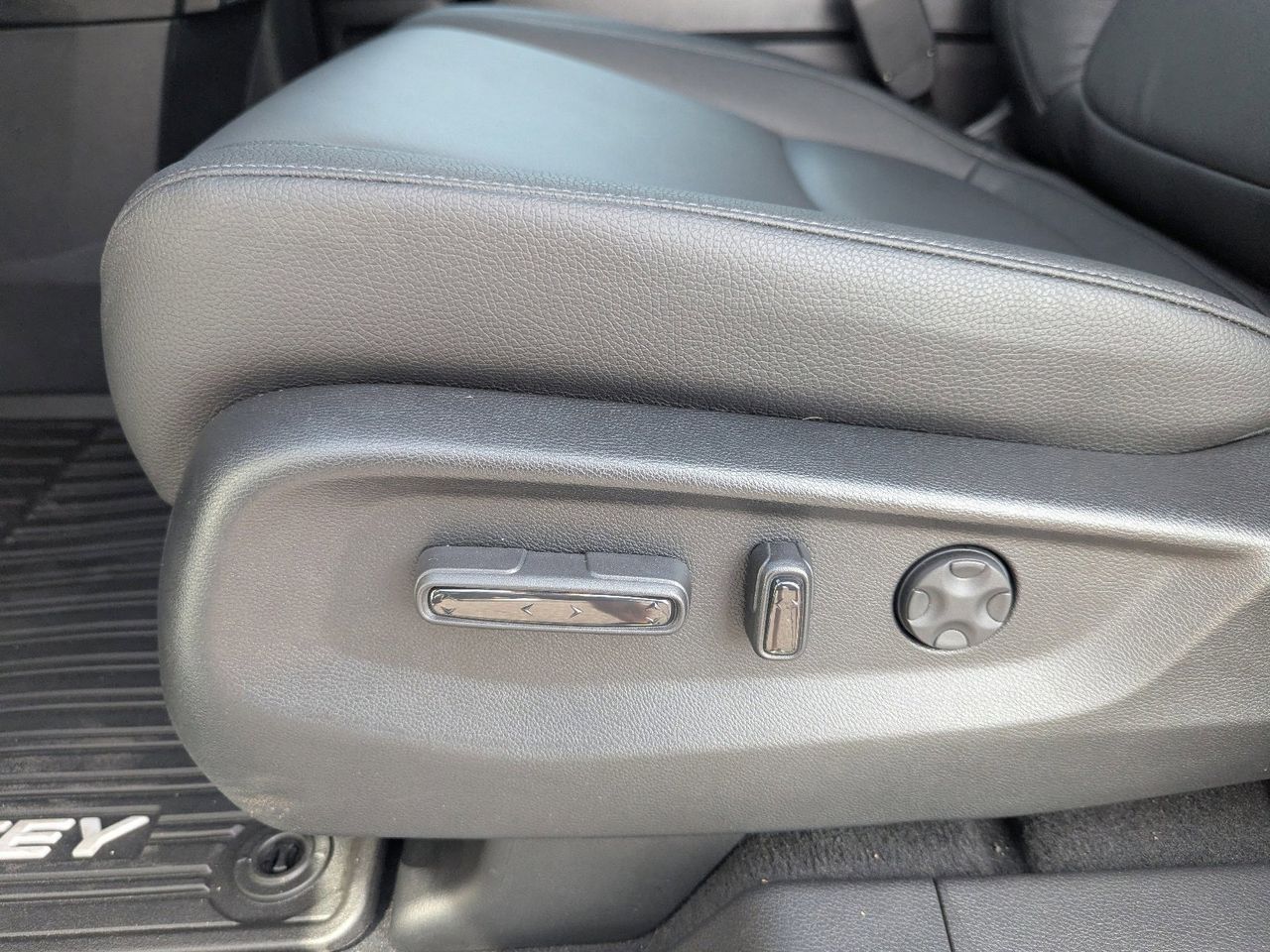 2026 Honda Odyssey EX-L - Photo 24