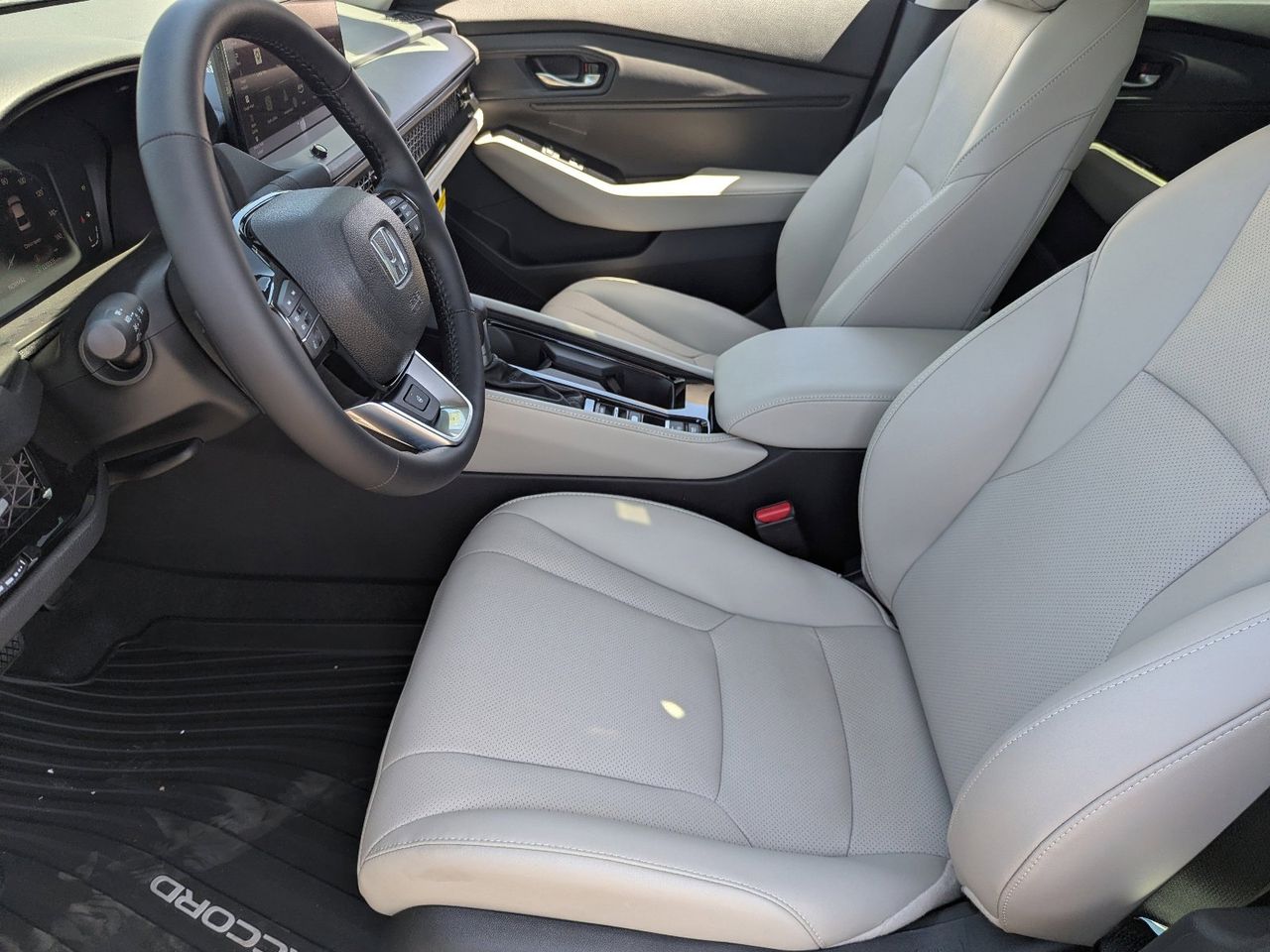 2026 Honda Accord Hybrid Touring - Photo 11