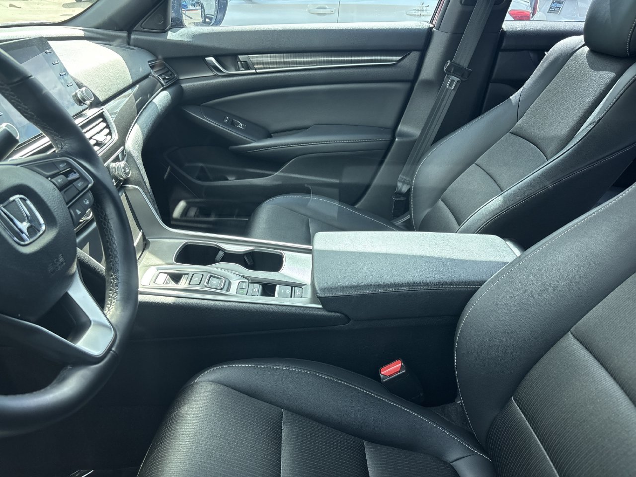 2022 Honda Accord Hybrid Sport - Photo 11