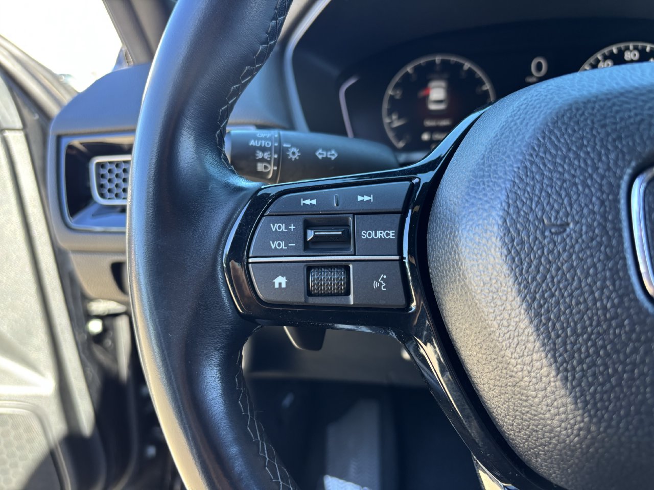 2025 Honda Civic Sport - Photo 26
