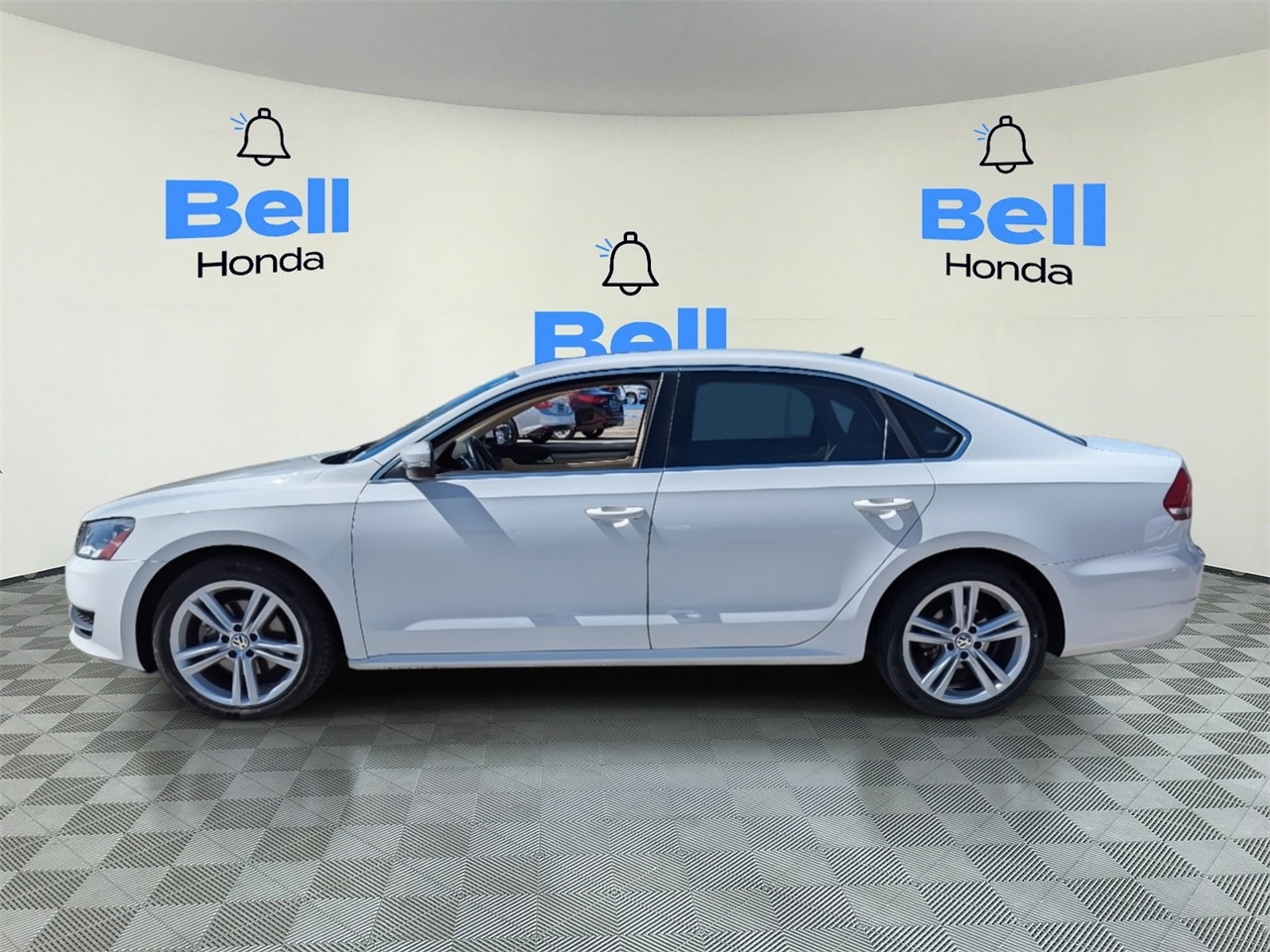 Used 2014 Volkswagen Passat Sport with VIN 1VWBT7A33EC073609 for sale in Phoenix, AZ