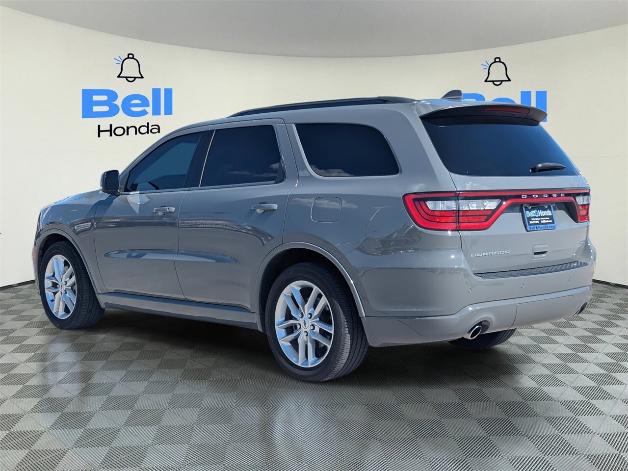 2022 Dodge Durango GT Plus photo 2