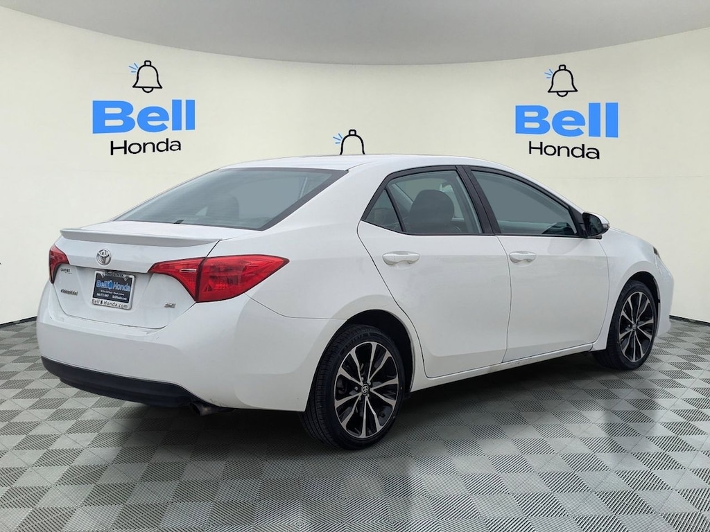 Used 2019 Toyota Corolla SE Sedan