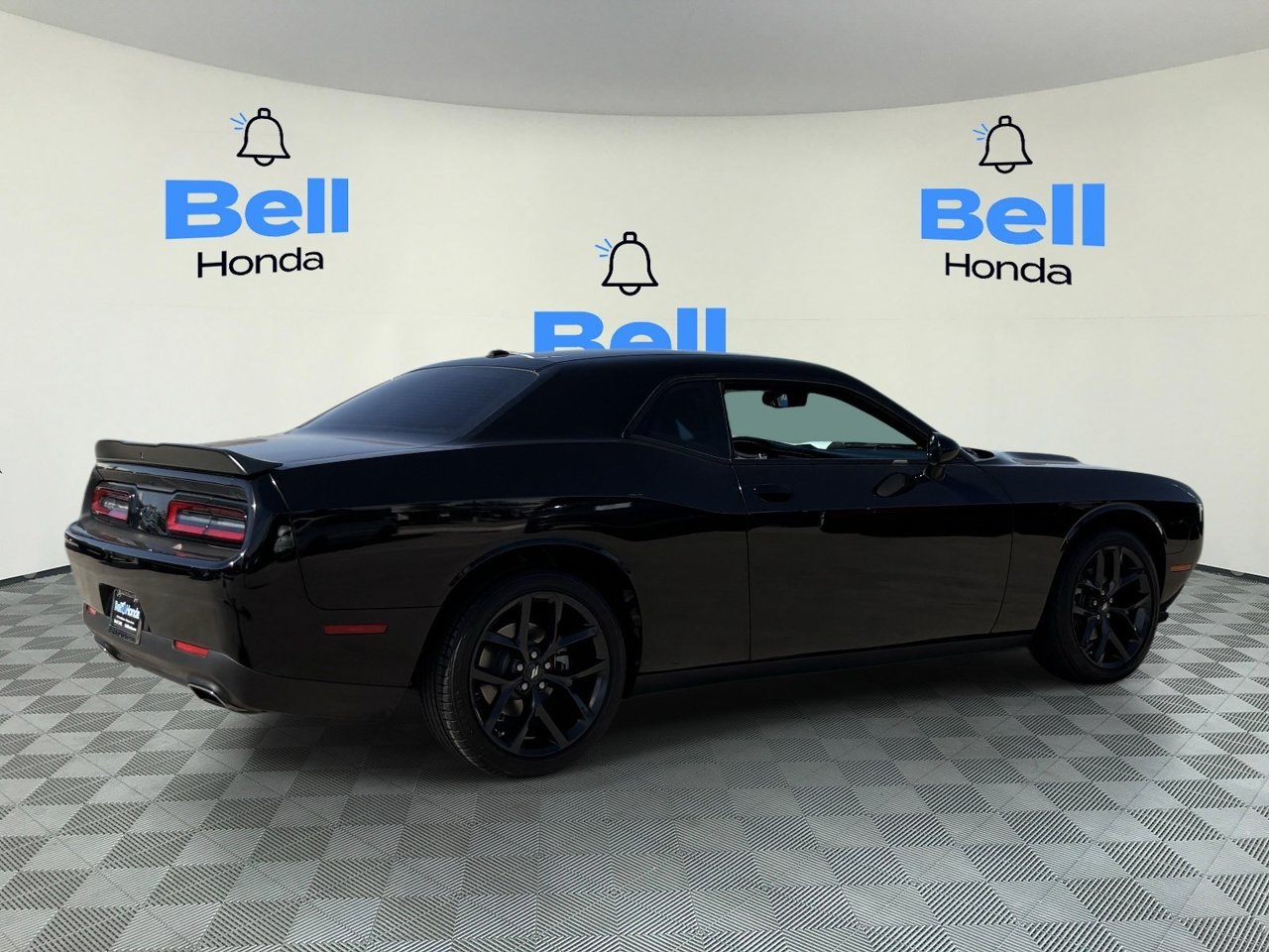 Used 2022 Dodge Challenger SXT Coupe