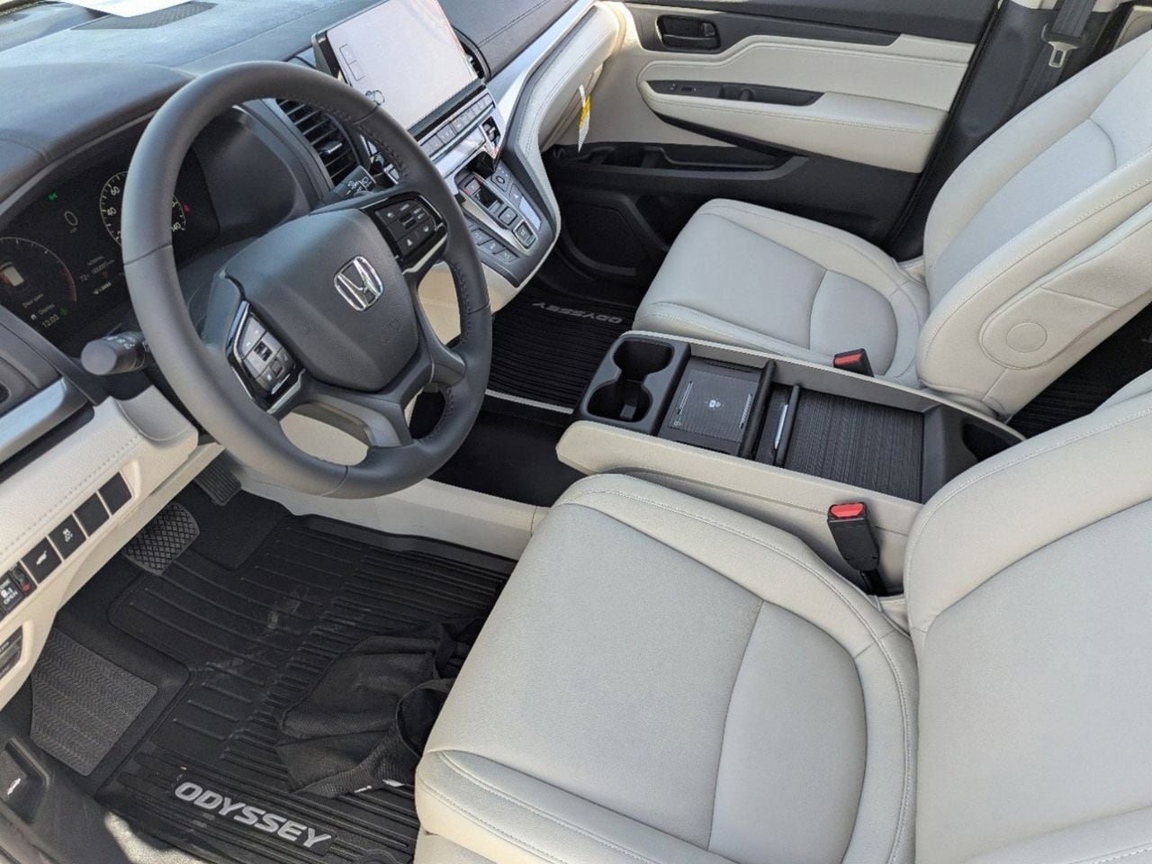 2026 Honda Odyssey EX-L - Photo 10