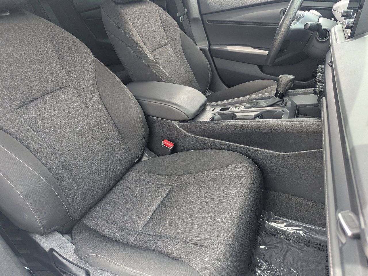 2025 Honda Accord SE - Photo 8