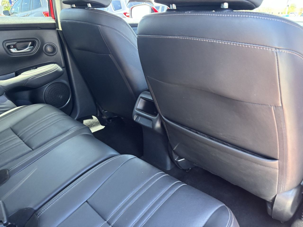 2025 Honda HR-V EX-L - Photo 11