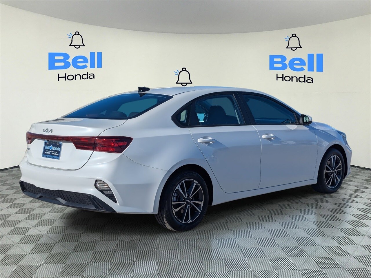 2022 Kia Forte LXS photo 4
