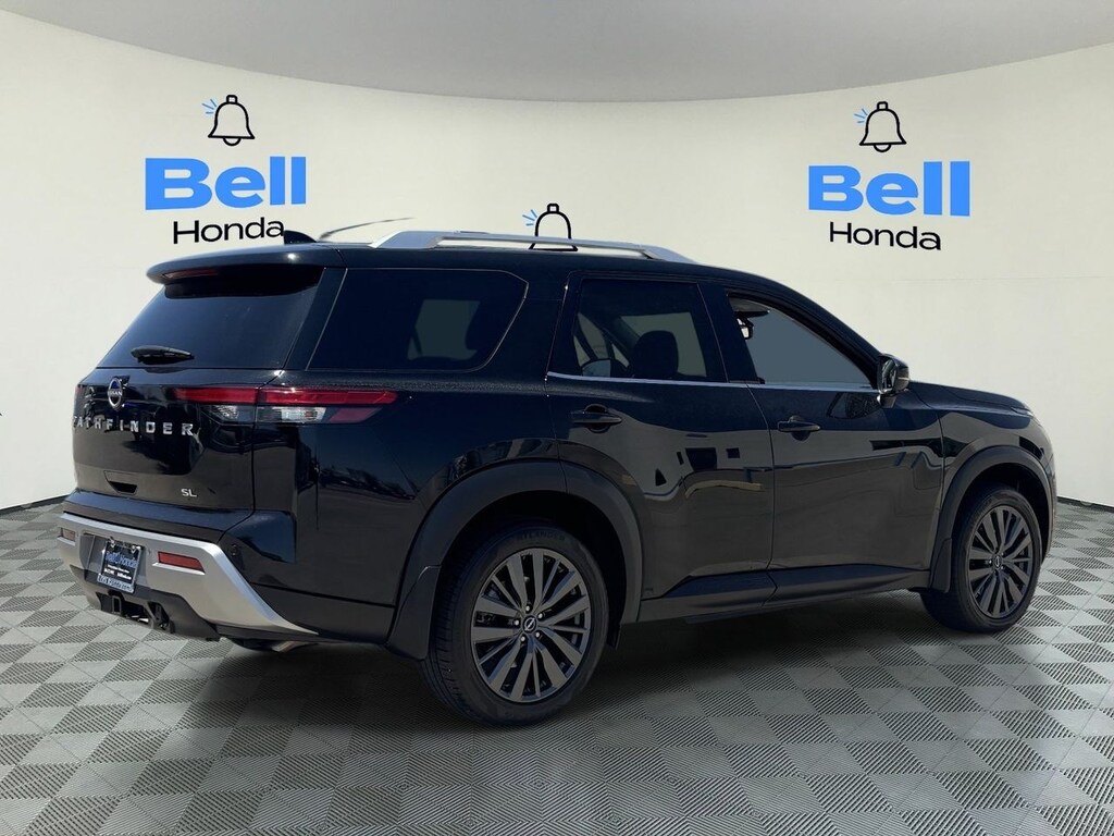 Used 2022 Nissan Pathfinder SL SUV