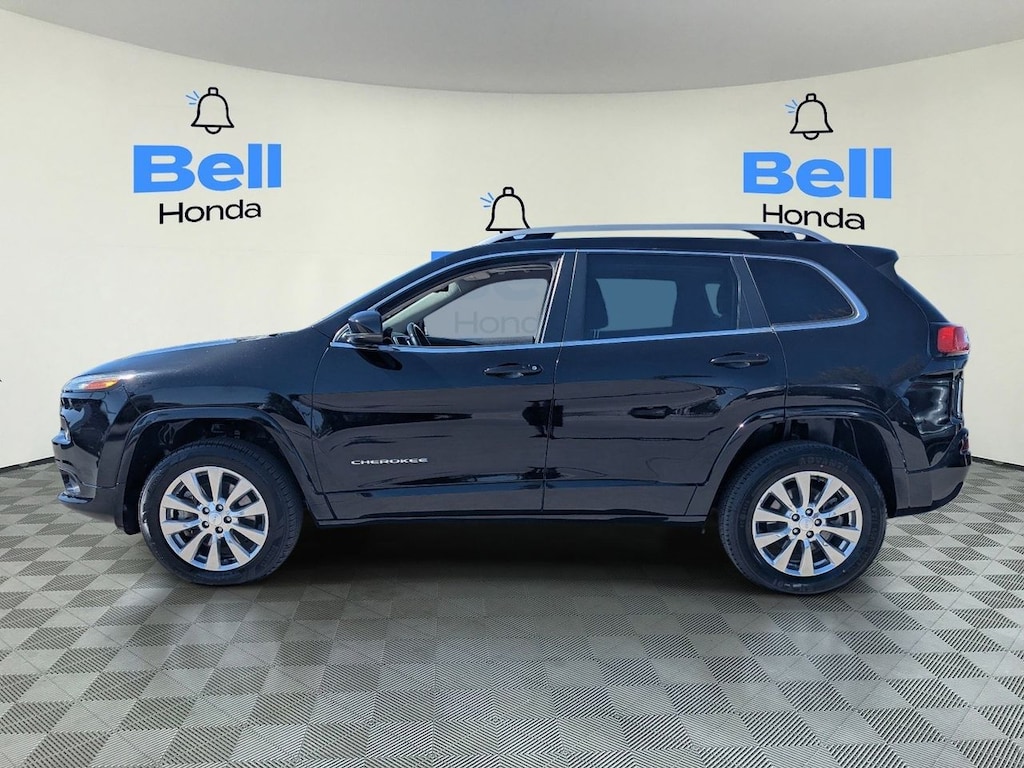 Used 2018 Jeep Cherokee Overland SUV