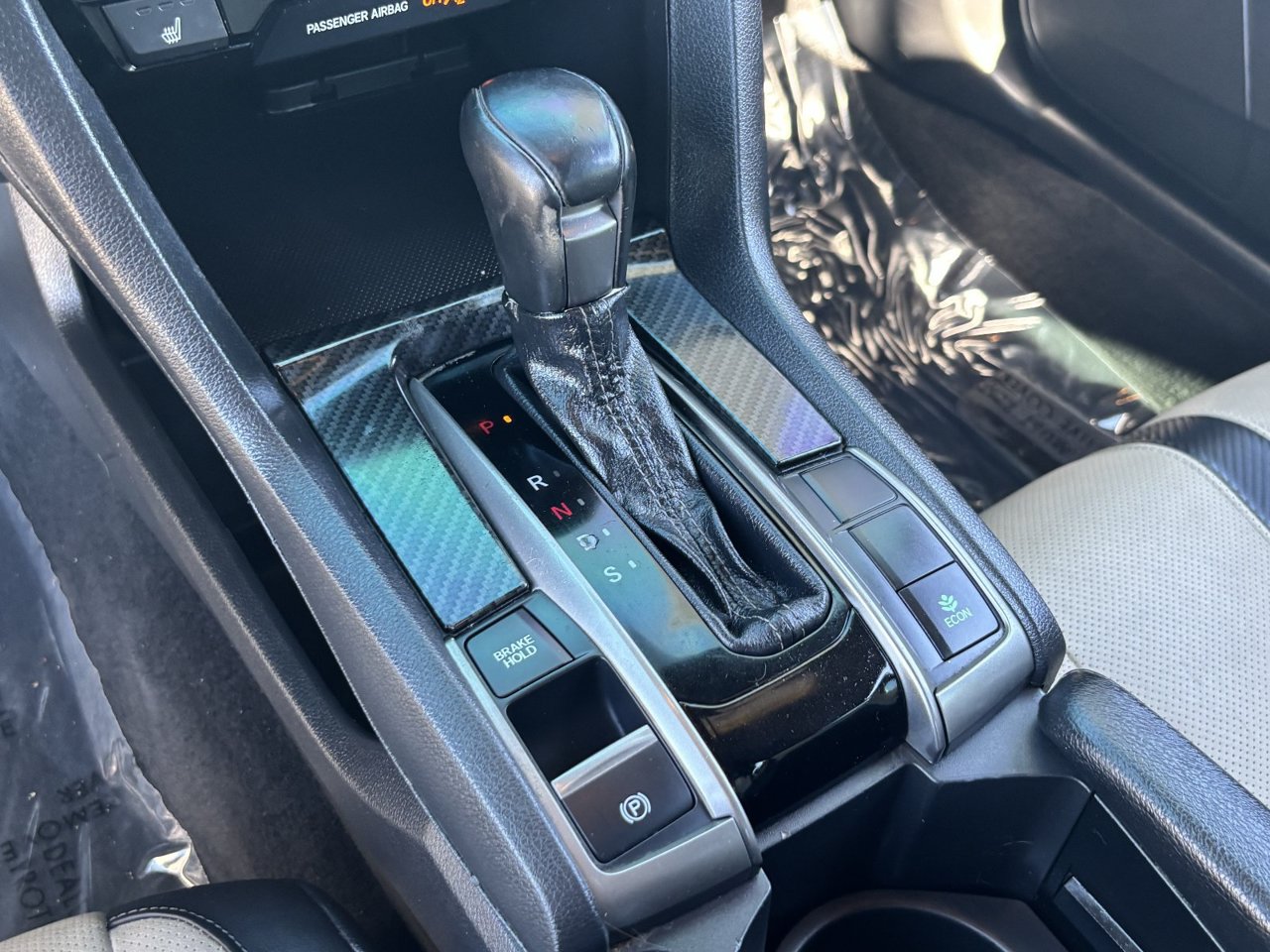 2018 Honda Civic Hatchback Sport Touring - Photo 23