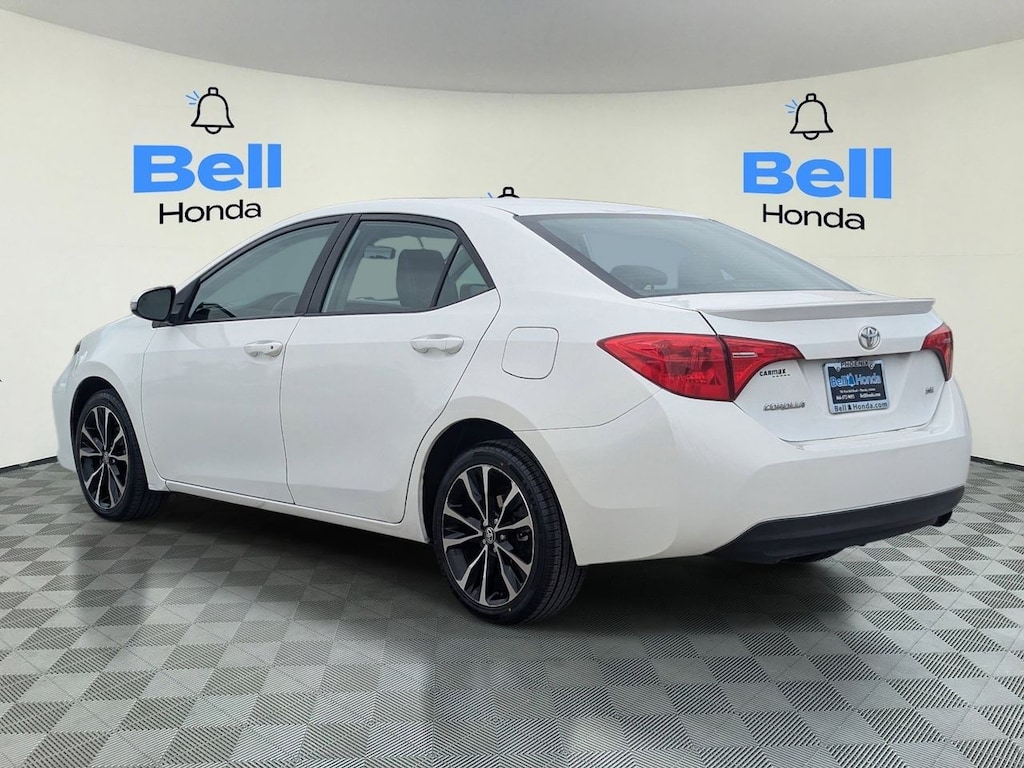 Used 2019 Toyota Corolla SE Sedan