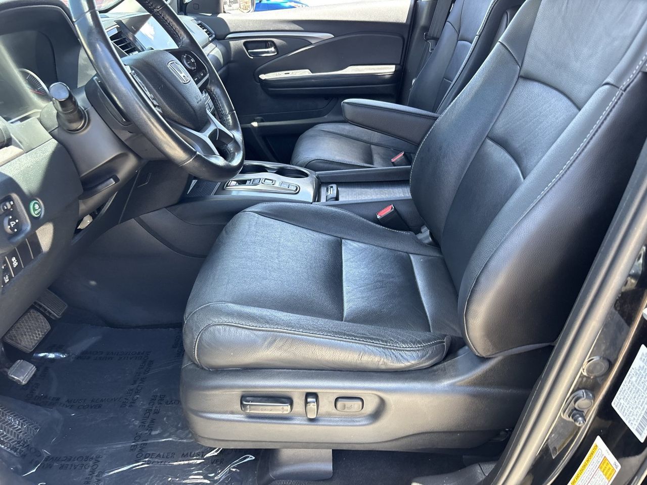 2022 Honda Pilot SE - Photo 17
