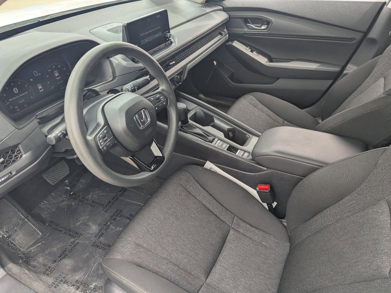 2025 Honda Accord SE - Photo 16
