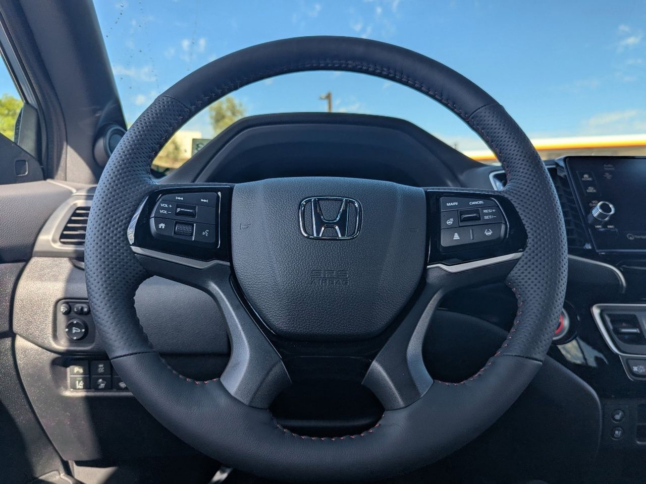 2026 Honda Ridgeline Black Edition - Photo 18