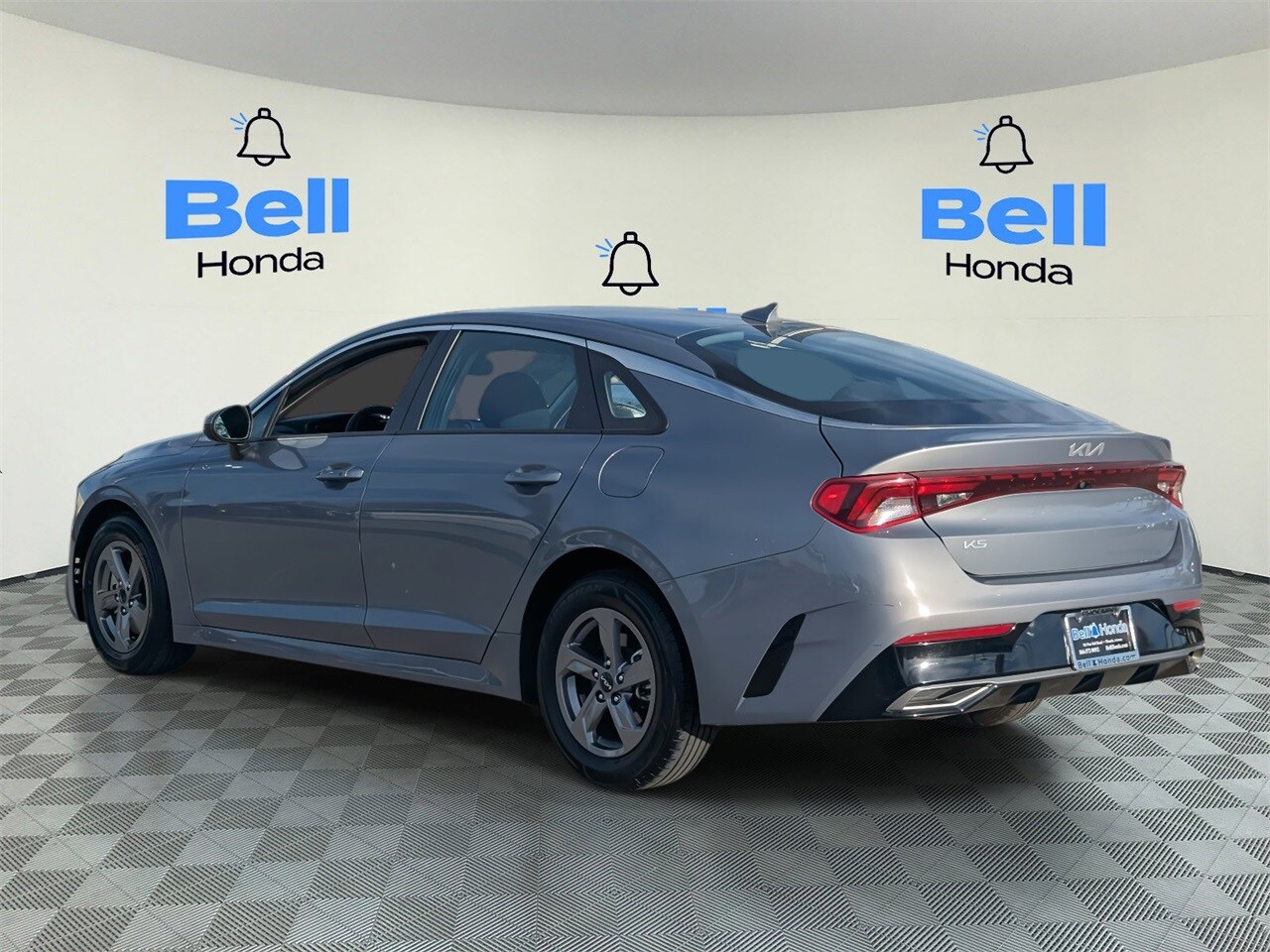 2023 Kia K5 LXS photo 3