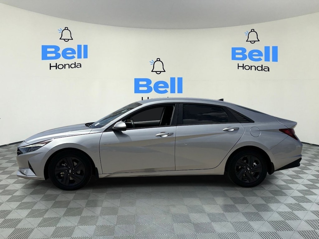 Used 2022 Hyundai Elantra SEL Sedan