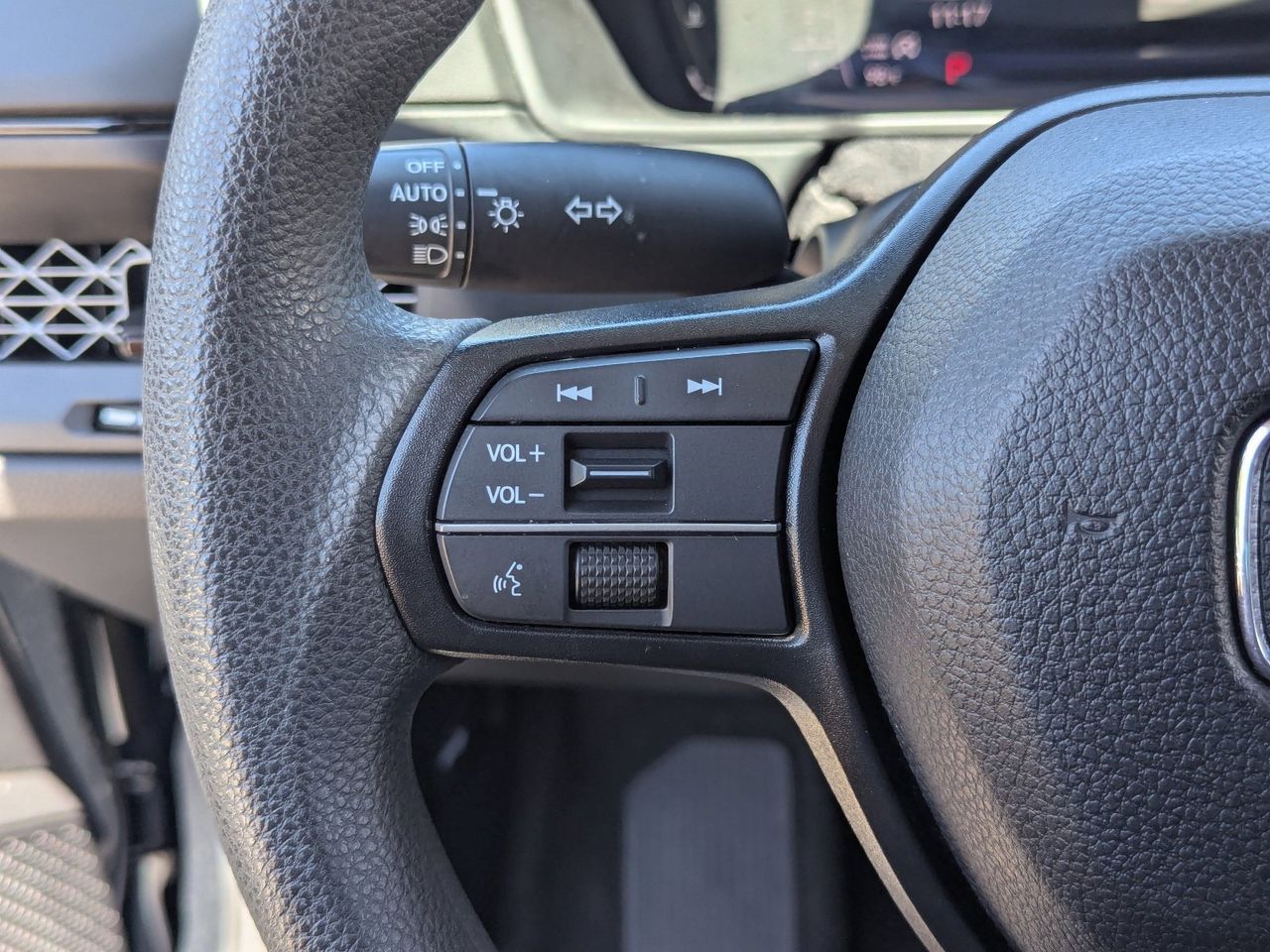 2024 Honda Accord LX - Photo 22