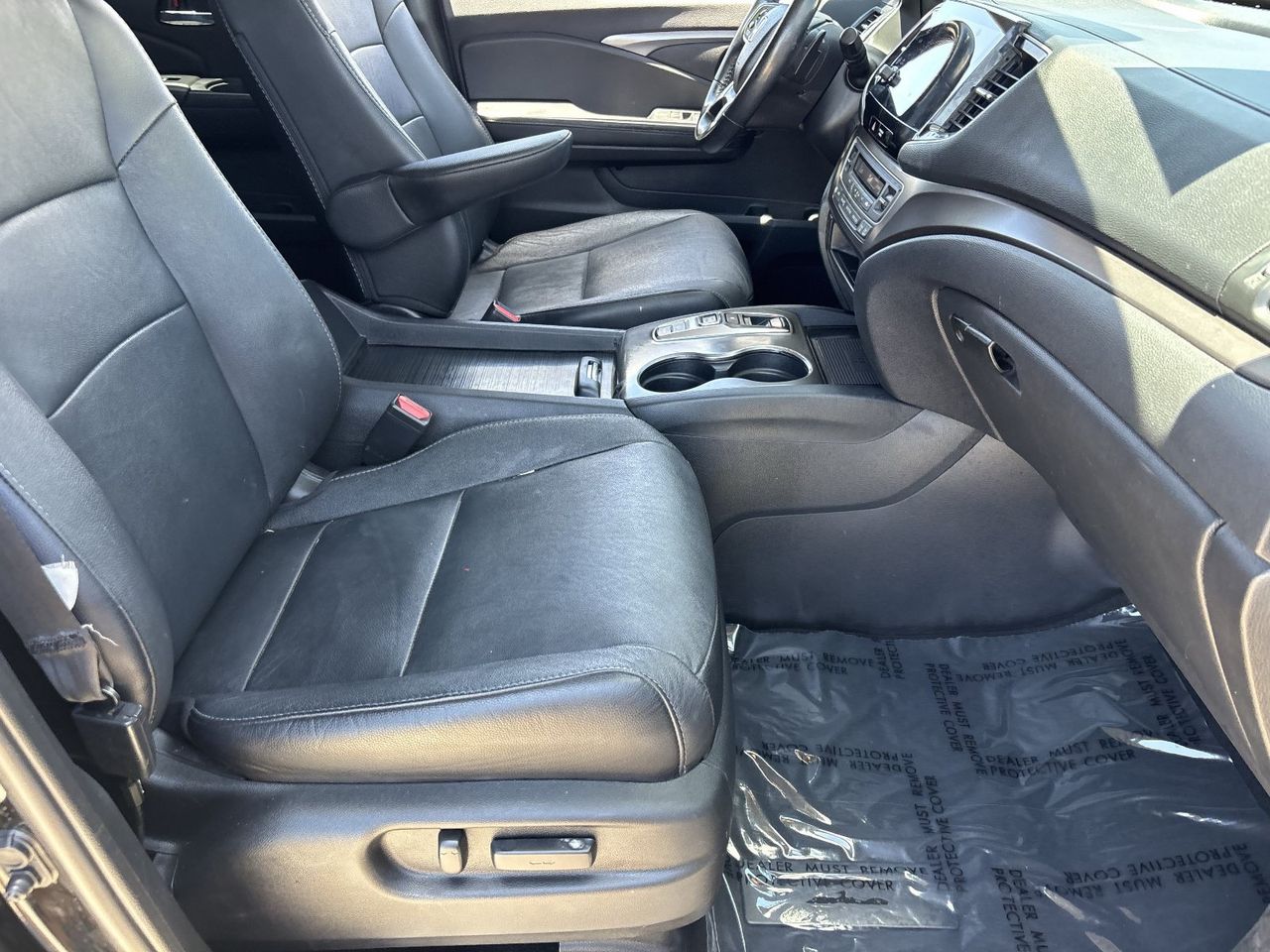 2022 Honda Pilot SE - Photo 9