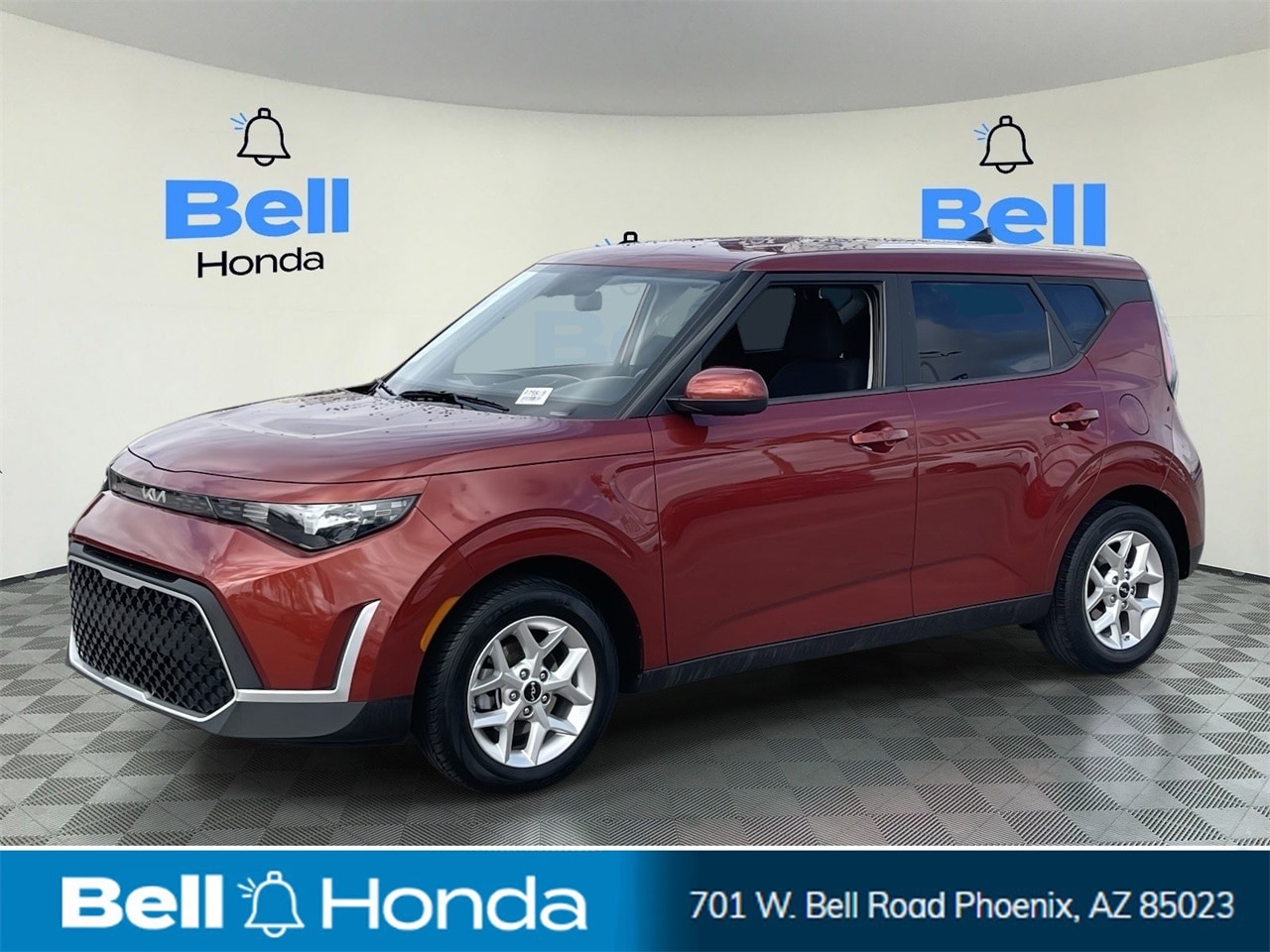 2023 Kia Soul LX's photo