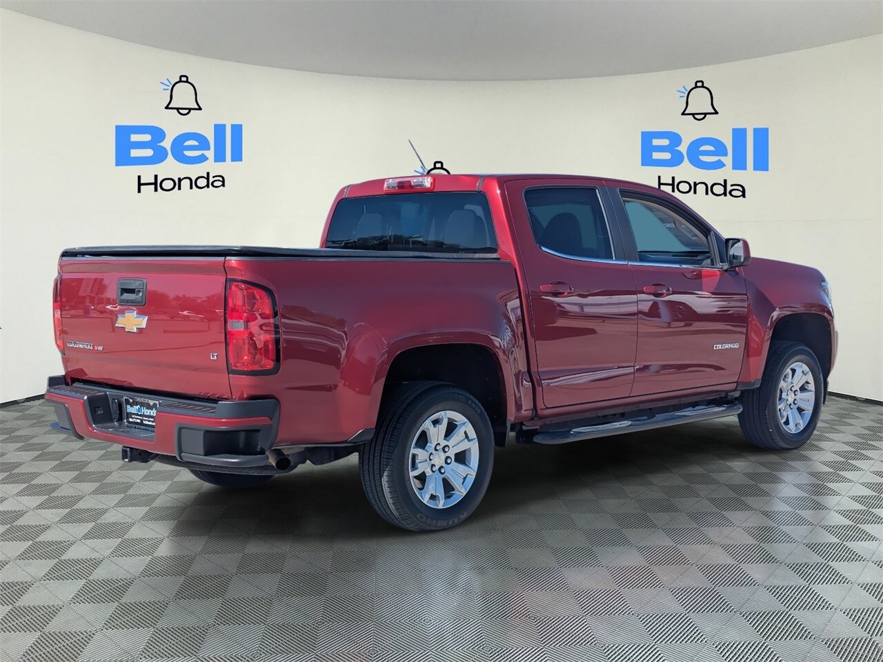 2018 Chevrolet Colorado LT photo 4