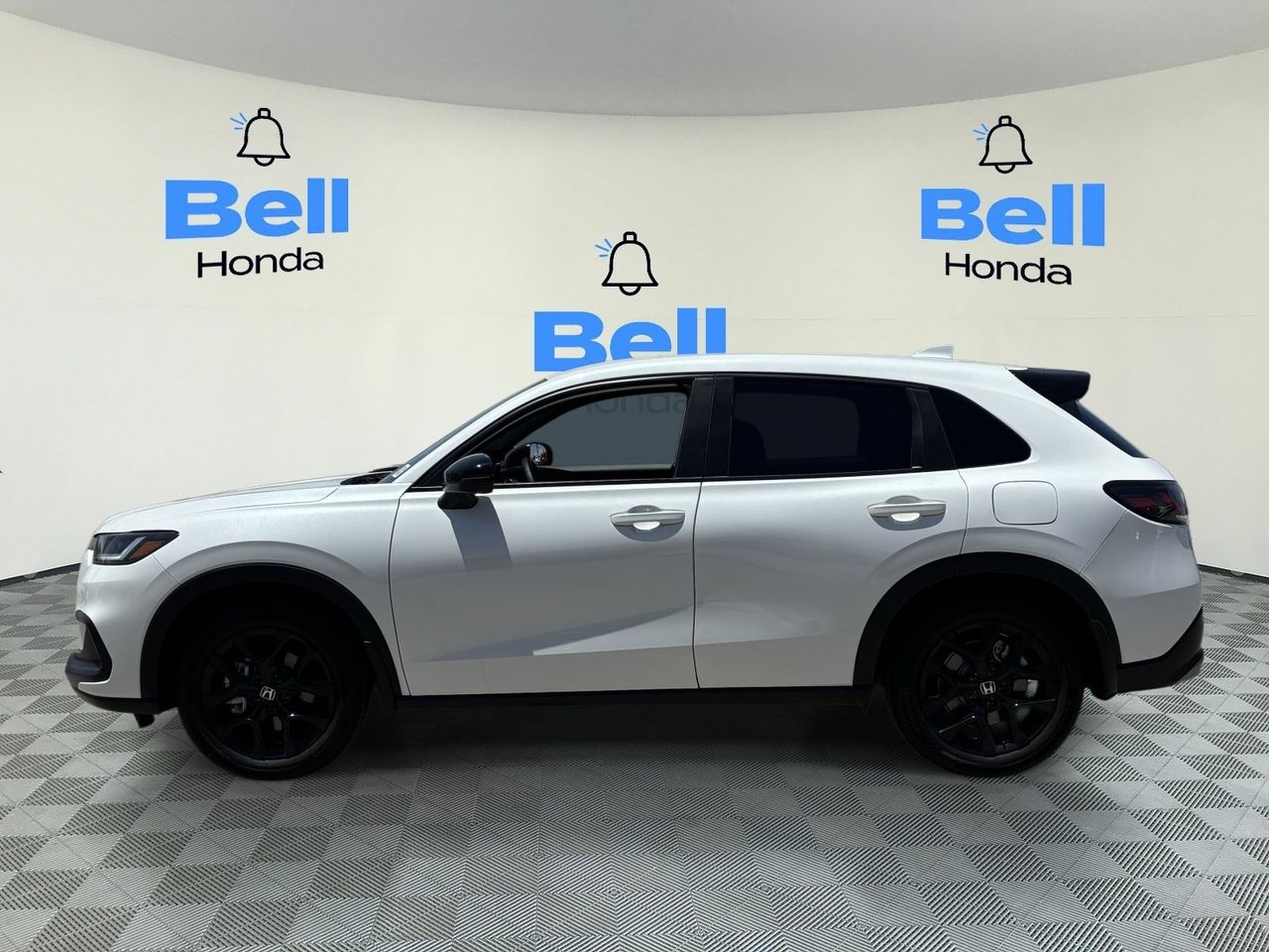 2025 Honda HR-V Sport - Photo 2