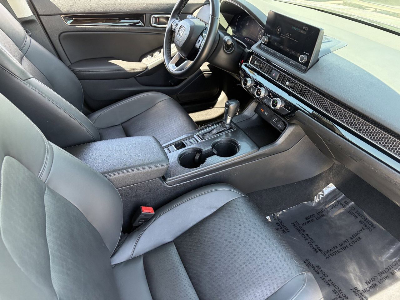 2024 Honda Civic Hatchback EX-L - Photo 11