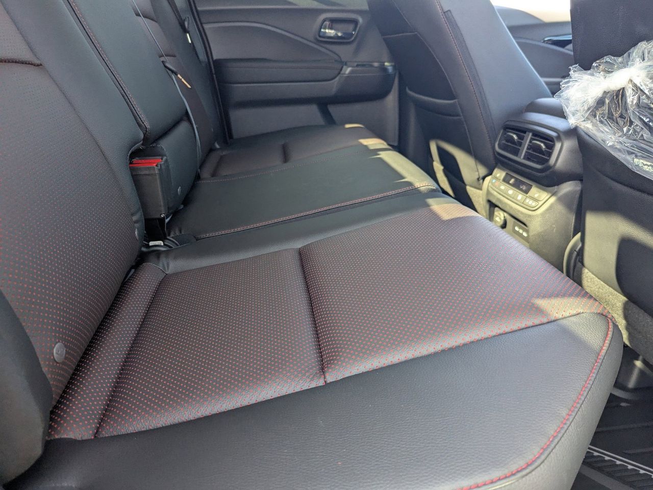 2026 Honda Ridgeline Black Edition - Photo 9