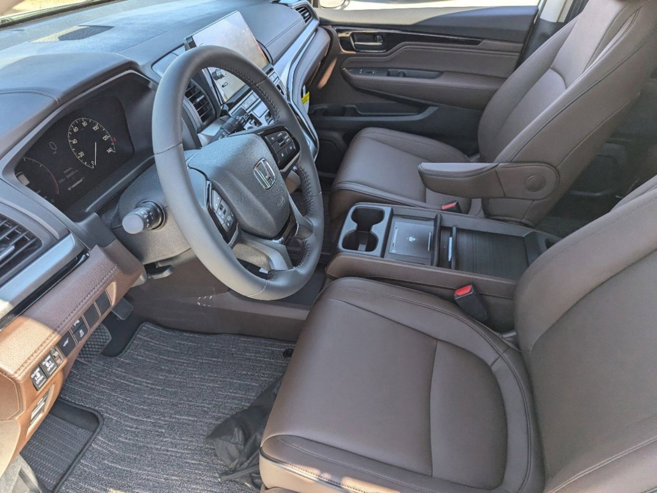 2026 Honda Odyssey Touring - Photo 11